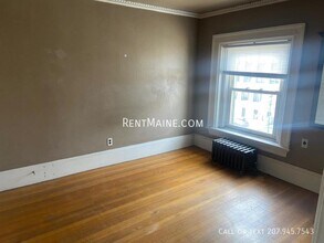 99 Broadway in Bangor, ME - Building Photo - Building Photo