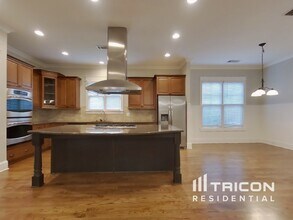 5024 Groover Dr in Smyrna, GA - Building Photo - Building Photo