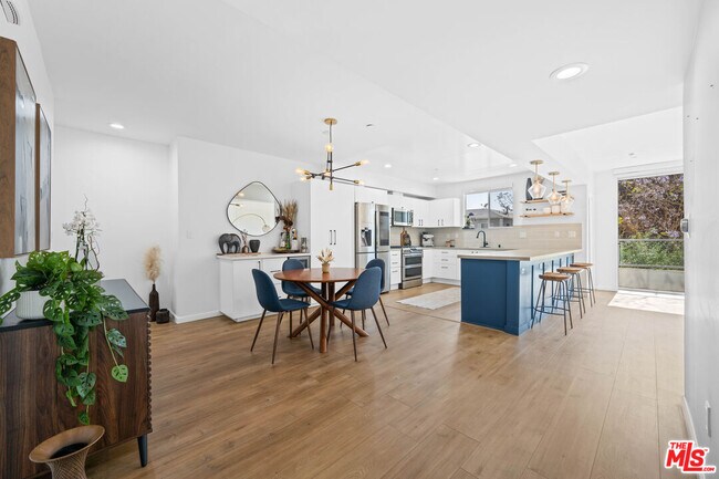 property at 118 Kings Rd