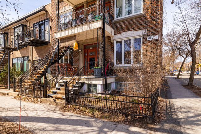 2599 Holt St in Montréal, QC - Building Photo - Building Photo