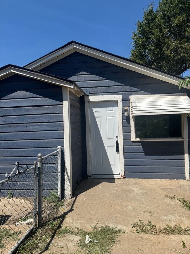 property at 106 S Virginia St