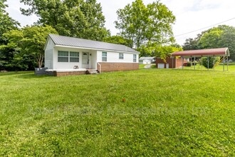 507 Benton Cir in Knoxville, TN - Building Photo - Building Photo