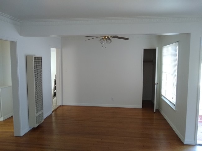 5078 Pickford St, Unit 5078 Pickford