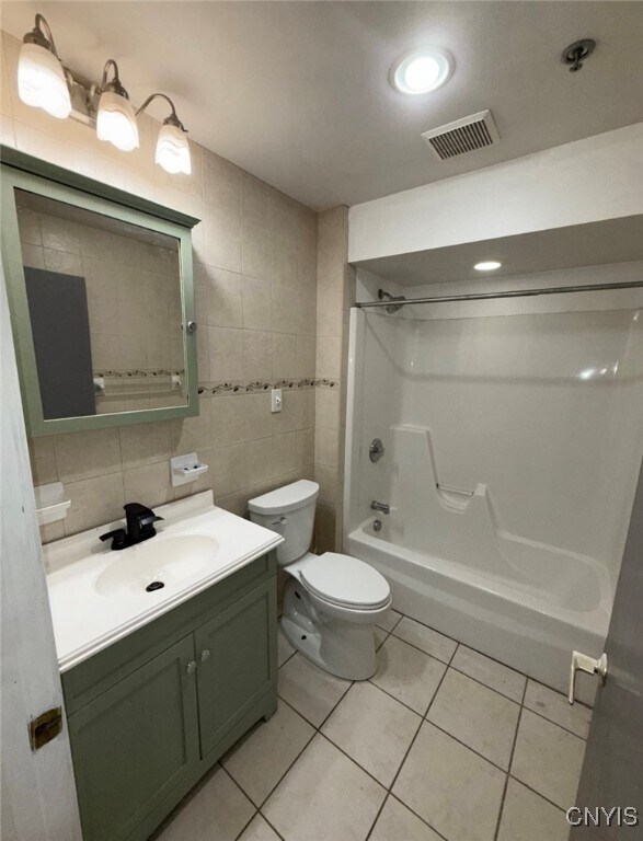 208-212 W Genesee St