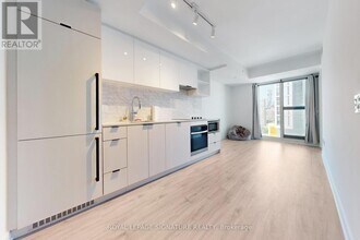 252-1252 Church St in Toronto, ON - Building Photo - Building Photo