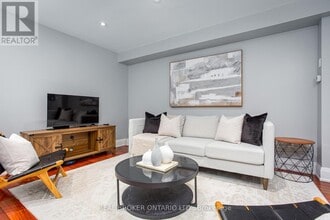 86 Joymar Dr in Mississauga, ON - Building Photo - Building Photo