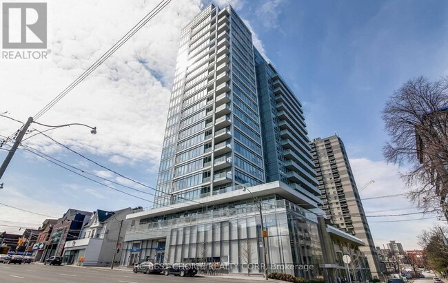 property at 170-170 Avenue Rd