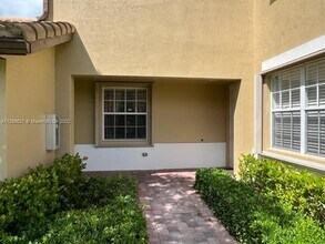 8342 NW 127th Ln-Unit -26-C in Parkland, FL - Building Photo - Building Photo