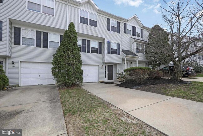 20 Gristmill Ln in Pine Hill, NJ - Building Photo - Building Photo