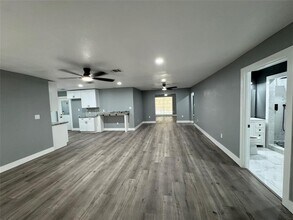 4122 Dacca Dr in Houston, TX - Building Photo - Building Photo