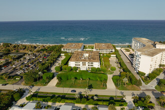 The Reef in Palm Beach, FL - Foto de edificio - Building Photo