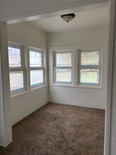 326 Arvin St in Bakersfield, CA - Building Photo - Building Photo