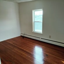 57 Tomlinson Ave, Unit 59 in Plainville, CT - Building Photo - Building Photo