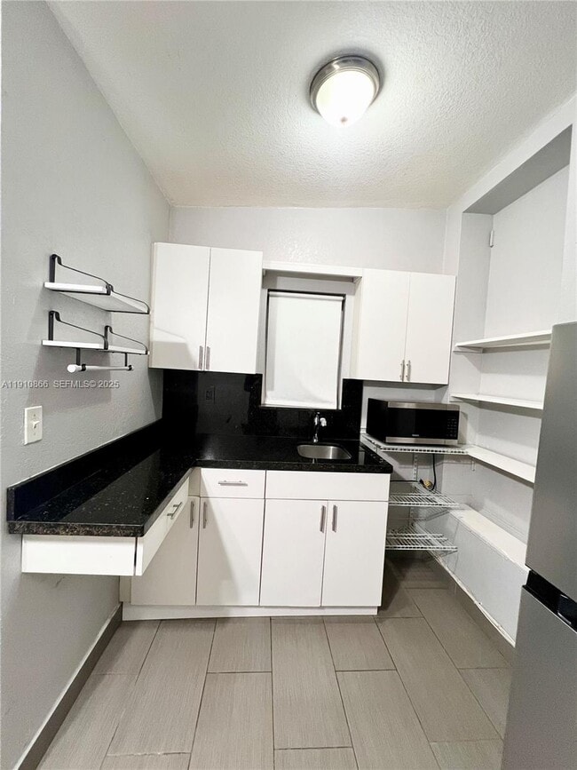 property at 1400 SW 29th Ave