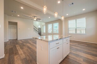 16111 Northern Cardinal Ln in Cypress, TX - Building Photo