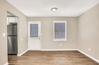 111 Brookside Ct photo'