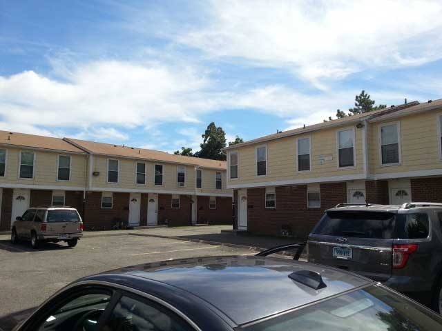 Read Street Apartments in Bridgeport, CT - Building Photo