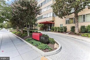 1711 Massachusetts Ave NW in Washington, DC - Building Photo