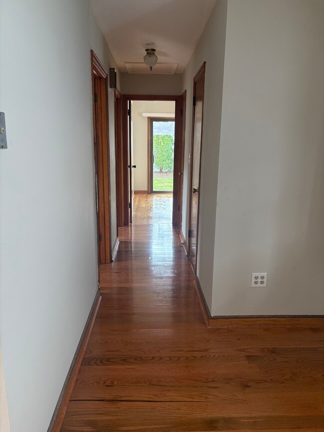 253 Devon St in Kearny, NJ - Foto de edificio - Building Photo