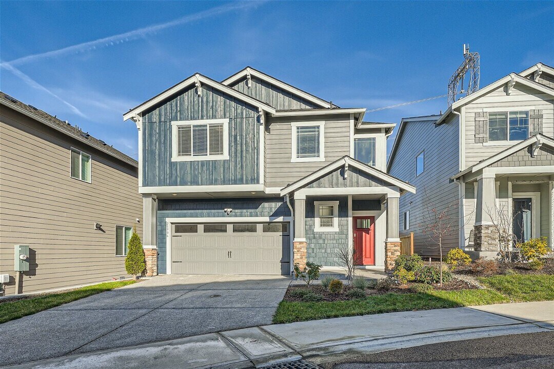 28906 239th Ave SE in Maple Valley, WA - Building Photo
