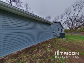 5773 Liberty Creek Dr E in Indianapolis, IN - Building Photo - Building Photo