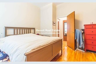 863 Massachusetts Ave-Unit -Apt 21 in Cambridge, MA - Building Photo - Building Photo
