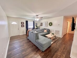 707 Bagwell Ct in Murray, KY - Building Photo - Building Photo