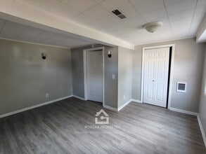1303 E 7th St, Unit C in Anderson, IN - Building Photo - Building Photo