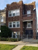 3312 W Flournoy St in Chicago, IL - Building Photo