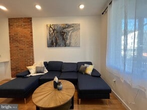 721 N 40th St in Philadelphia, PA - Building Photo - Building Photo