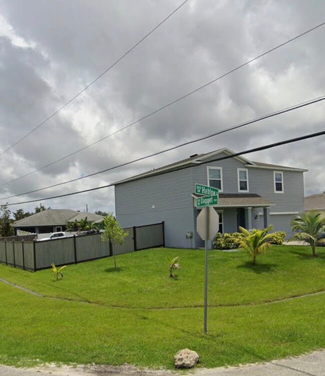 property at 3801 SW Hablow St