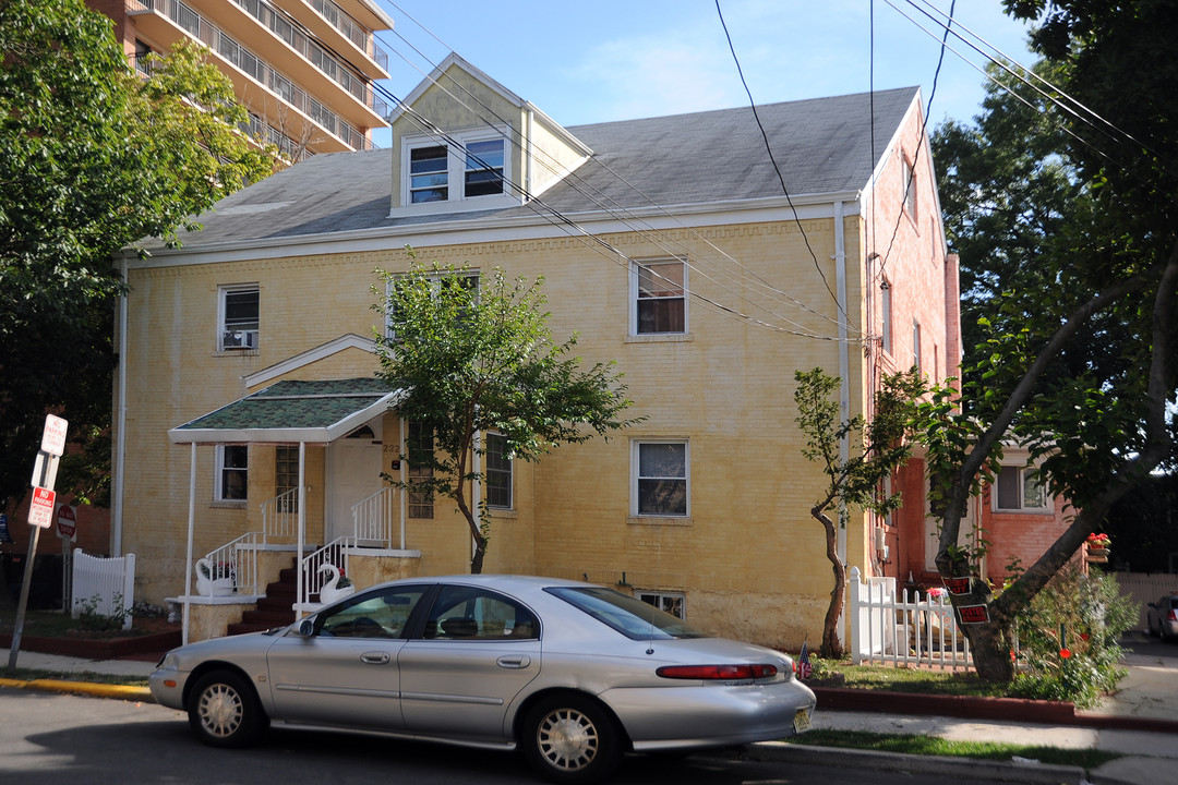 232 Lincoln Ave in Cliffside Park, NJ - Foto de edificio