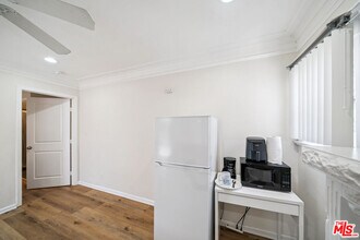 1165 W 38th St in Los Angeles, CA - Building Photo - Building Photo