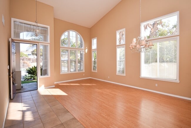 4985 Eucalyptus Ln in Carlsbad, CA - Building Photo - Building Photo