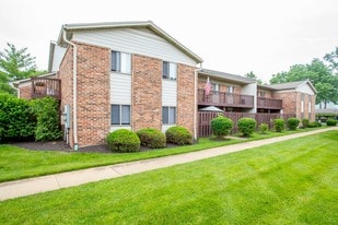 Deerfield Apartments in St. Louis, MO - Building Photo