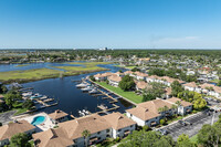 The Moorings in Jacksonville Beach, FL - Foto de edificio - Building Photo