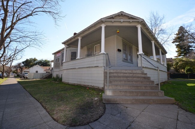 property at 805 Rio Chico Way