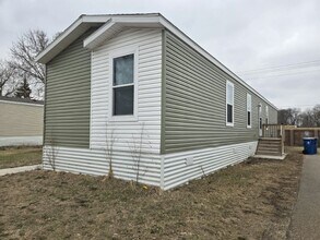 11200 3rd St NE in Blaine, MN - Building Photo - Building Photo