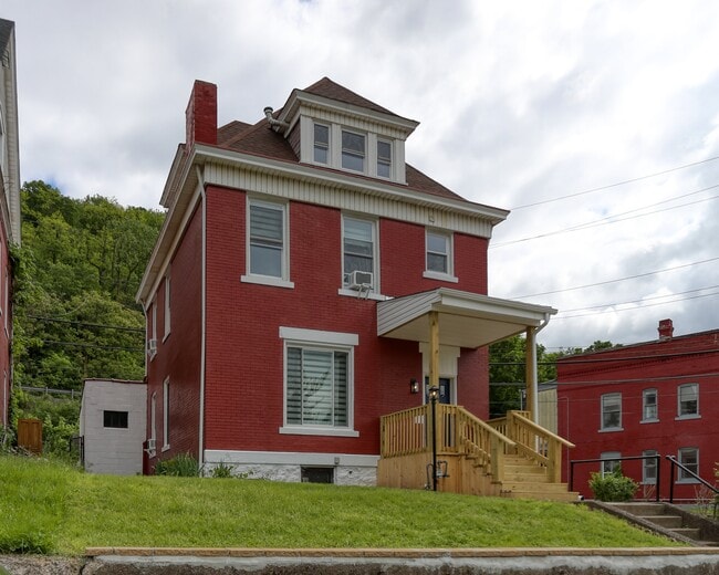 property at 604 Middle Ave