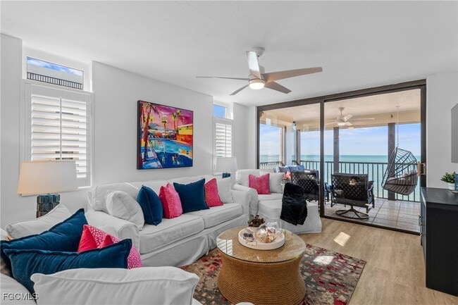 9415 Gulf Shore Dr in Naples, FL - Building Photo - Building Photo