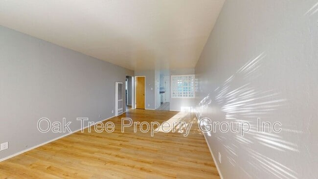 2860 Brookdale Ave in Oakland, CA - Building Photo - Building Photo