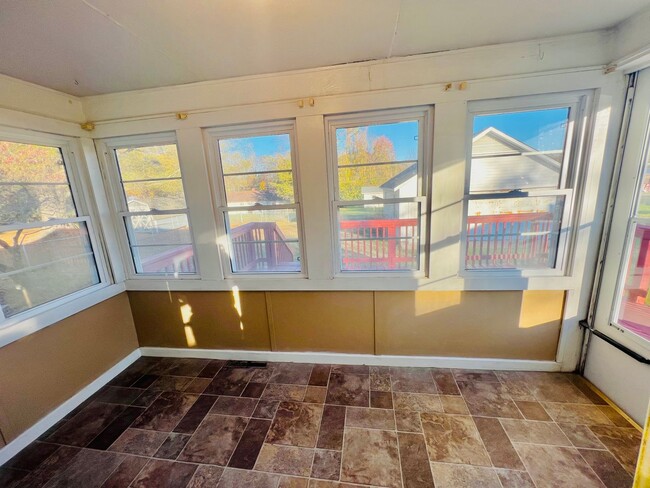 property at 711 Marlboro St