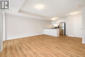 290 Zenith Private in Ottawa, ON - Building Photo - Building Photo