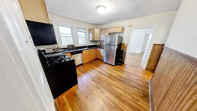240 Parker Hill Ave, Unit 1