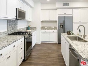 1893 Union St in Anaheim, CA - Building Photo - Building Photo