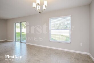 421 Earhart Dr in Davenport, FL - Building Photo - Building Photo