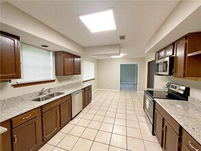 101 Herwig Bluff Rd, Unit 1 in Slidell, LA - Building Photo - Building Photo