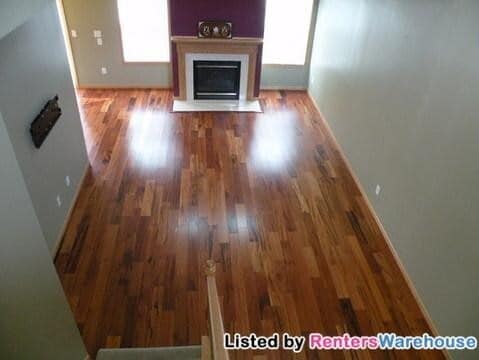 1107 Bergmann Dr in Stillwater, MN - Foto de edificio - Building Photo