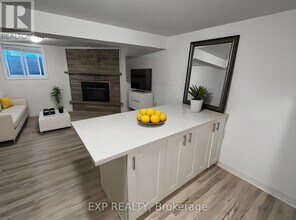 105 Mill St in Shelburne, ON - Building Photo - Building Photo