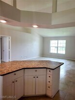 2600 21st St W in Lehigh Acres, FL - Building Photo